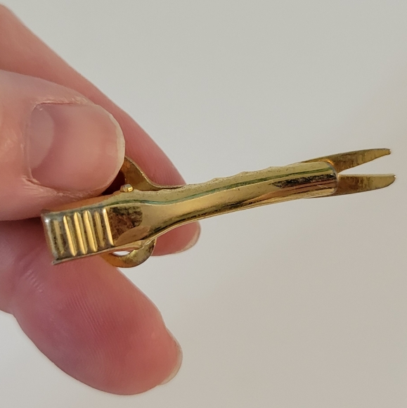 Goldtone Scissors Bar Tie Clip - Picture 3 of 5